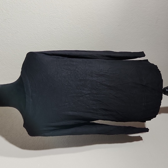 Apt 9 Sweater Large black vneck top sweater - Picture 3 of 12